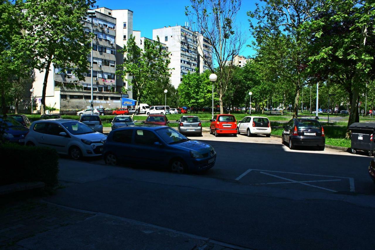 See U In Zagreb Apartment Exterior foto