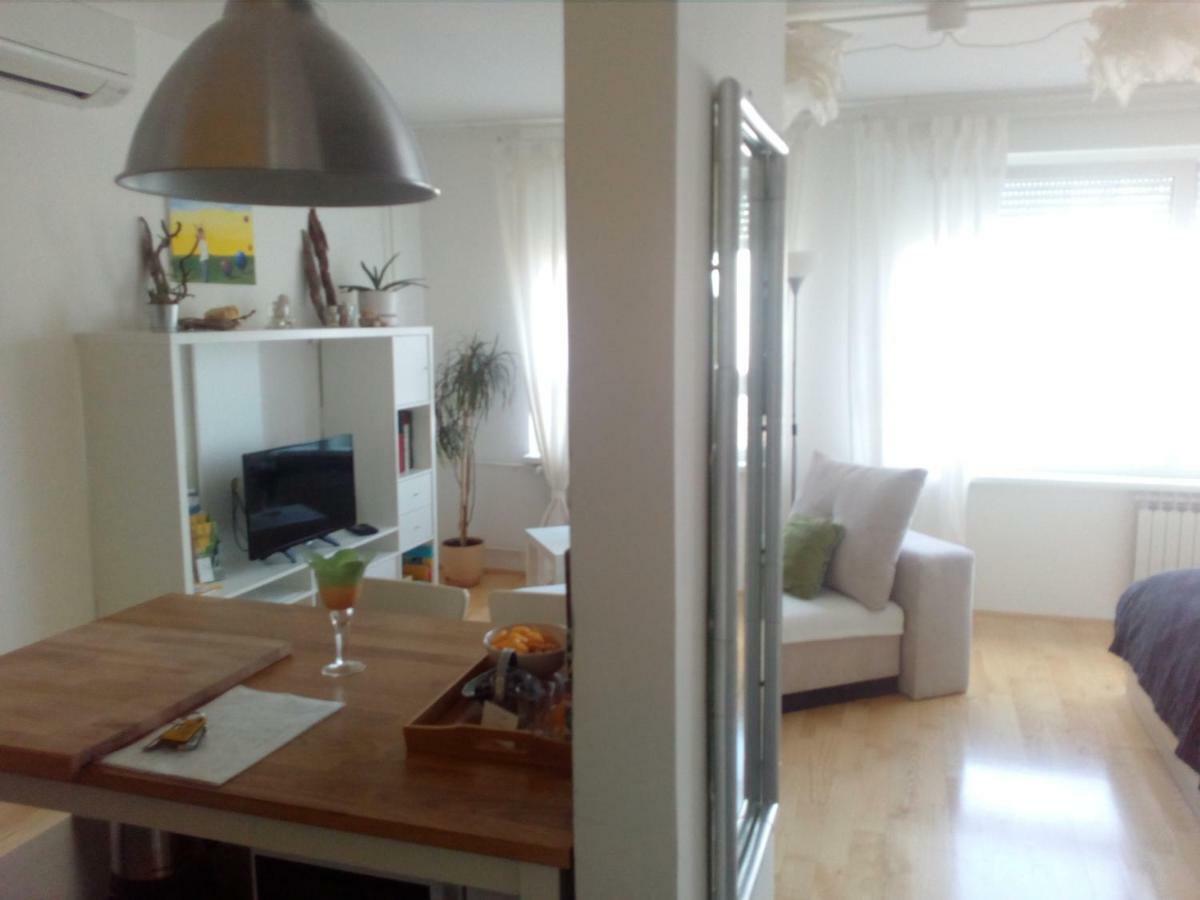 See U In Zagreb Apartment Exterior foto